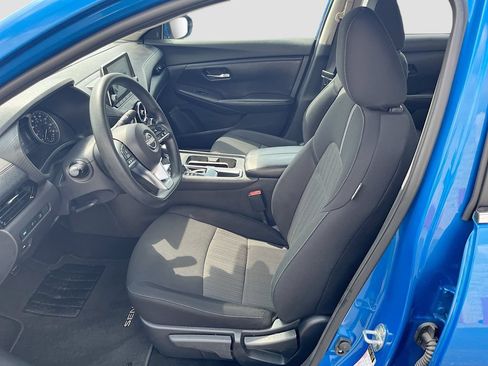 Used 2025 Nissan Sentra SV FWD image 20