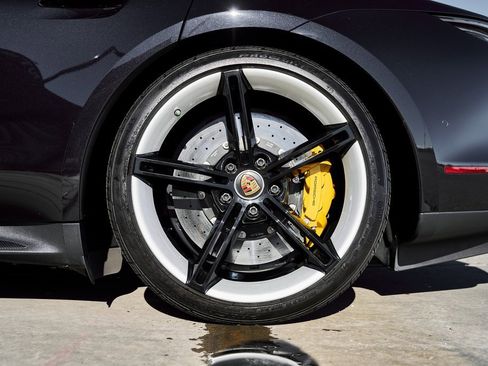 Used 2020 Porsche Taycan Turbo S image 21