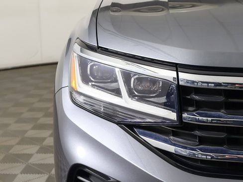 Used 2021 Volkswagen Atlas SE image 13