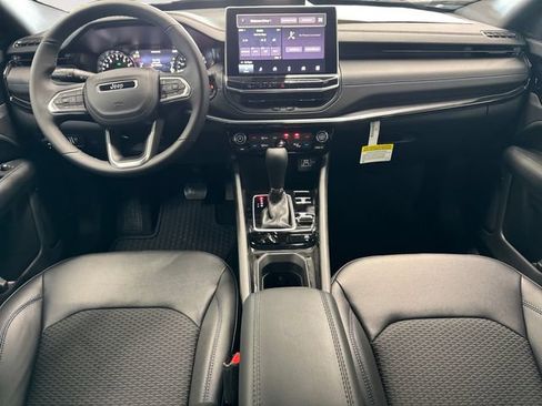 New 2026 Jeep Compass Latitude w/ Quick Order Package 29K AWD/4WD image 18