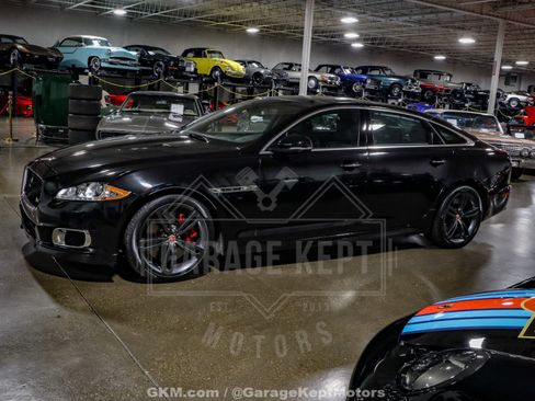 Used 2015 Jaguar XJ R LWB image 4