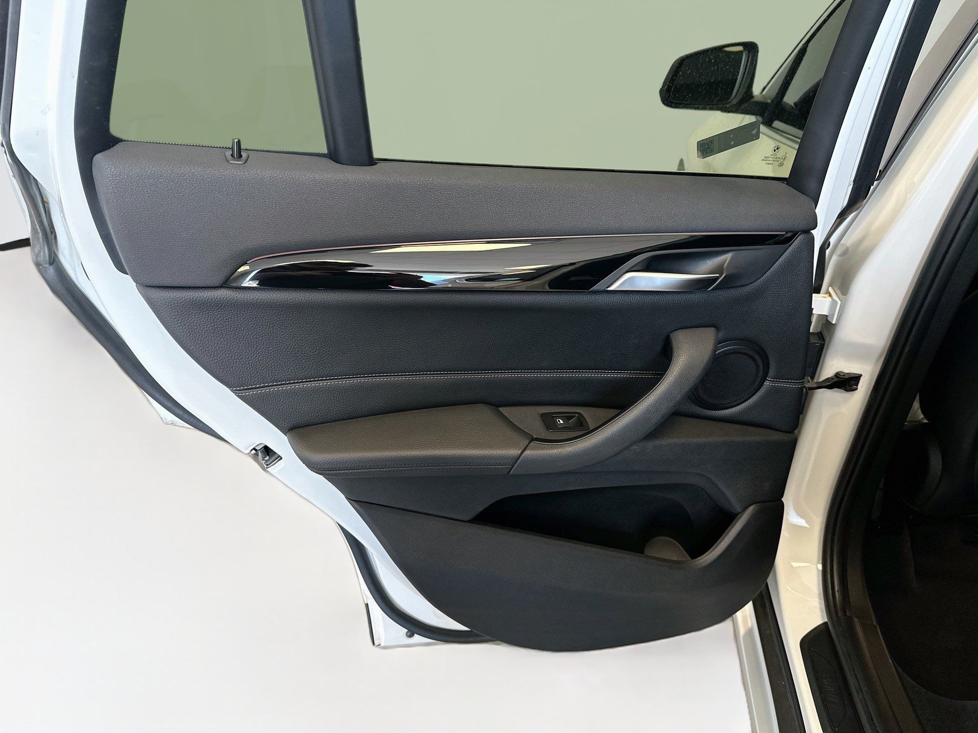 Used 2018 BMW X1 xDrive28i AWD/4WD image 28