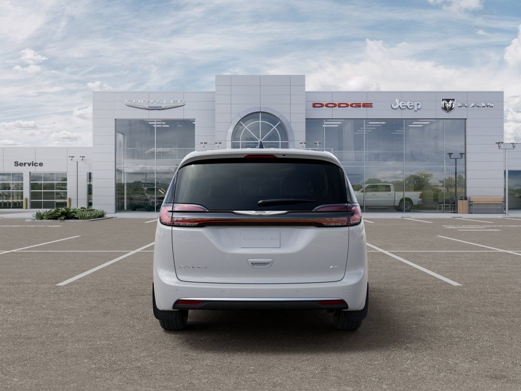 New 2026 Chrysler Pacifica Select AWD/4WD image 8