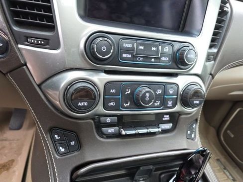 Used 2017 Chevrolet Tahoe Premier AWD/4WD image 16
