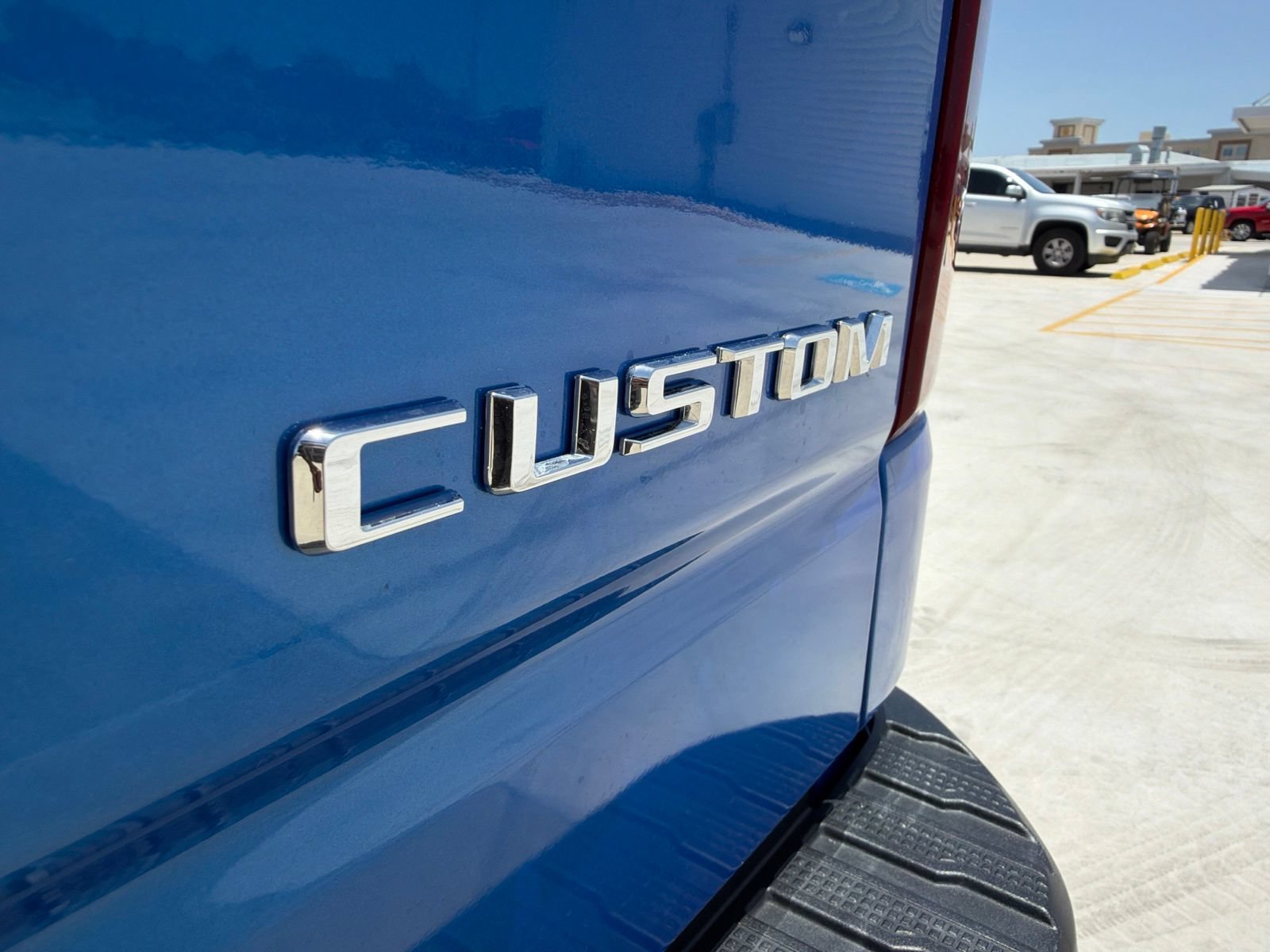 Used 2025 Chevrolet Silverado 1500 Custom RWD image 7
