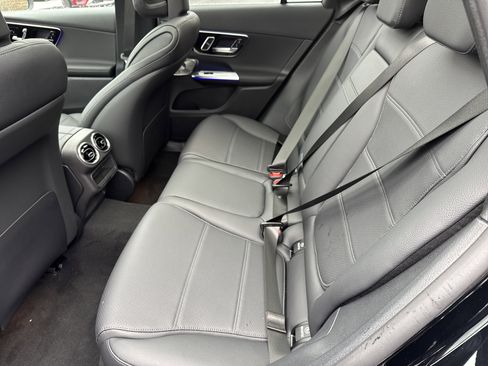 Used 2026 Mercedes-Benz GLC 300 4MATIC image 27