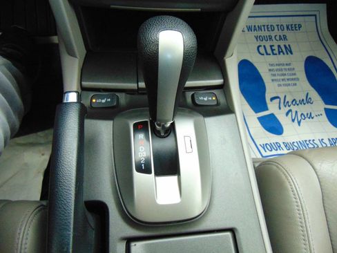 Used 2012 Honda Accord EX-L image 16