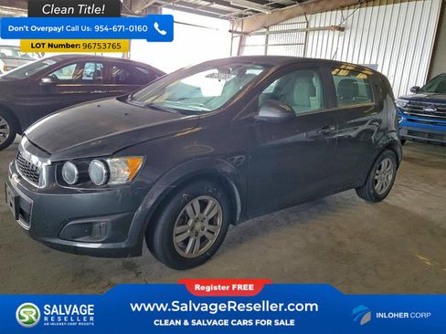 Used 2016 Chevrolet Sonic LT image 1