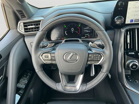 New 2026 Lexus LX 700h Luxury image 17