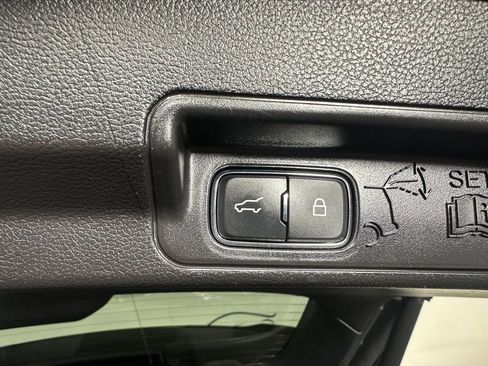 Used 2021 Ford Explorer ST w/ Equipment Group 401A AWD/4WD image 8