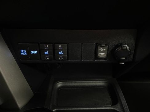 Used 2018 Toyota RAV4 Limited w/ All Weather Liner Package image 26