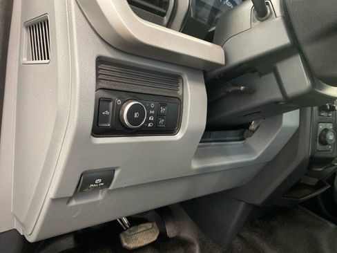 New 2024 Ford F550 4x4 Regular Cab Super Duty image 12