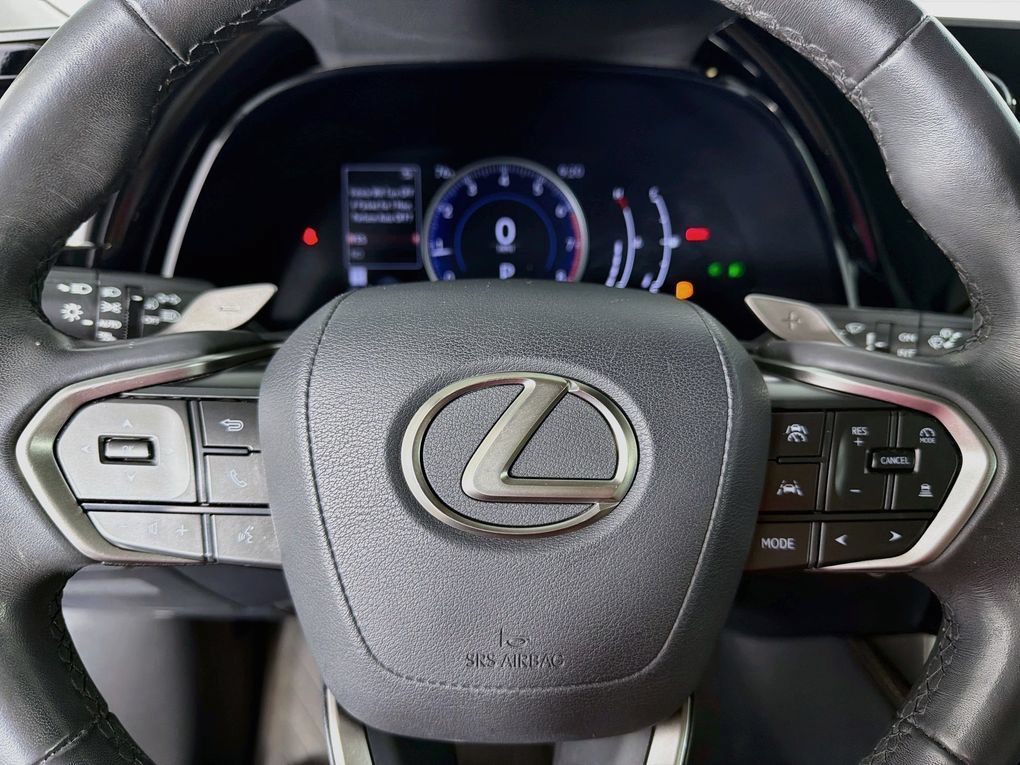 Used 2024 Lexus RX 350 FWD w/ Technology Package image 16
