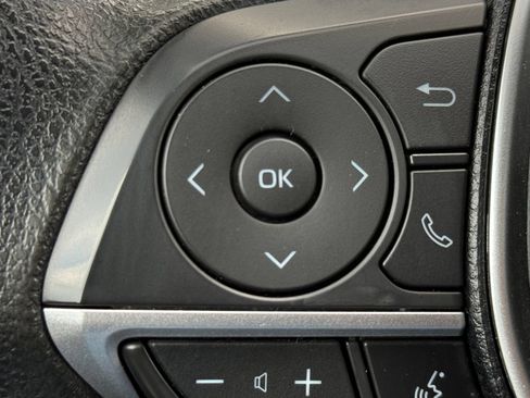 Used 2022 Toyota Camry LE FWD image 20
