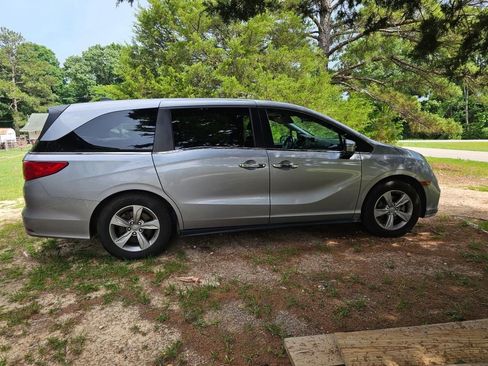 Used 2018 Honda Odyssey EX-L image 1