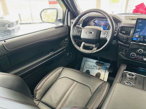 Used 2024 Ford Expedition Limited AWD/4WD image 46