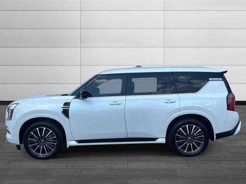 Used 2025 Nissan Armada Platinum Reserve w/ Convenience Package AWD/4WD image 2