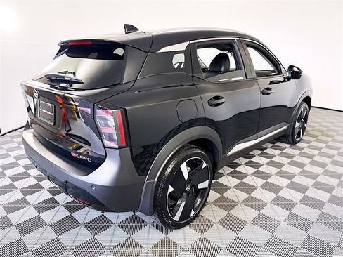 Certified 2025 Nissan Kicks SR image 23