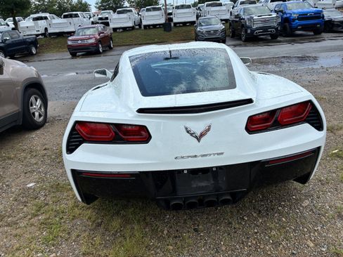 Used 2019 Chevrolet Corvette Stingray Coupe w/ 1LT RWD image 7