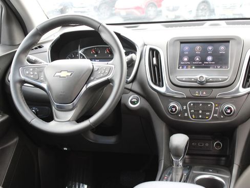 Used 2024 Chevrolet Equinox LT w/ Driver Convenience Package AWD/4WD image 26