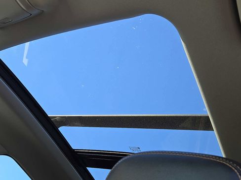 Used 2020 GMC Terrain SLT w/ Preferred Package image 14