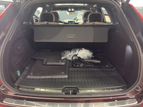 New 2026 Volvo XC60 T8 Plus w/ Protection Package Premier image 9