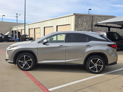 Used 2019 Lexus RX 450h AWD image 8