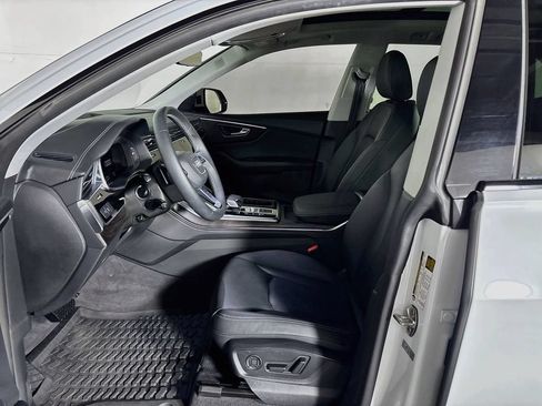 Used 2023 Audi Q8 Premium Plus w/ Premium Plus Package AWD/4WD image 11