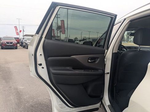 Used 2023 Nissan Murano SV w/ SV Midnight Edition Package image 24