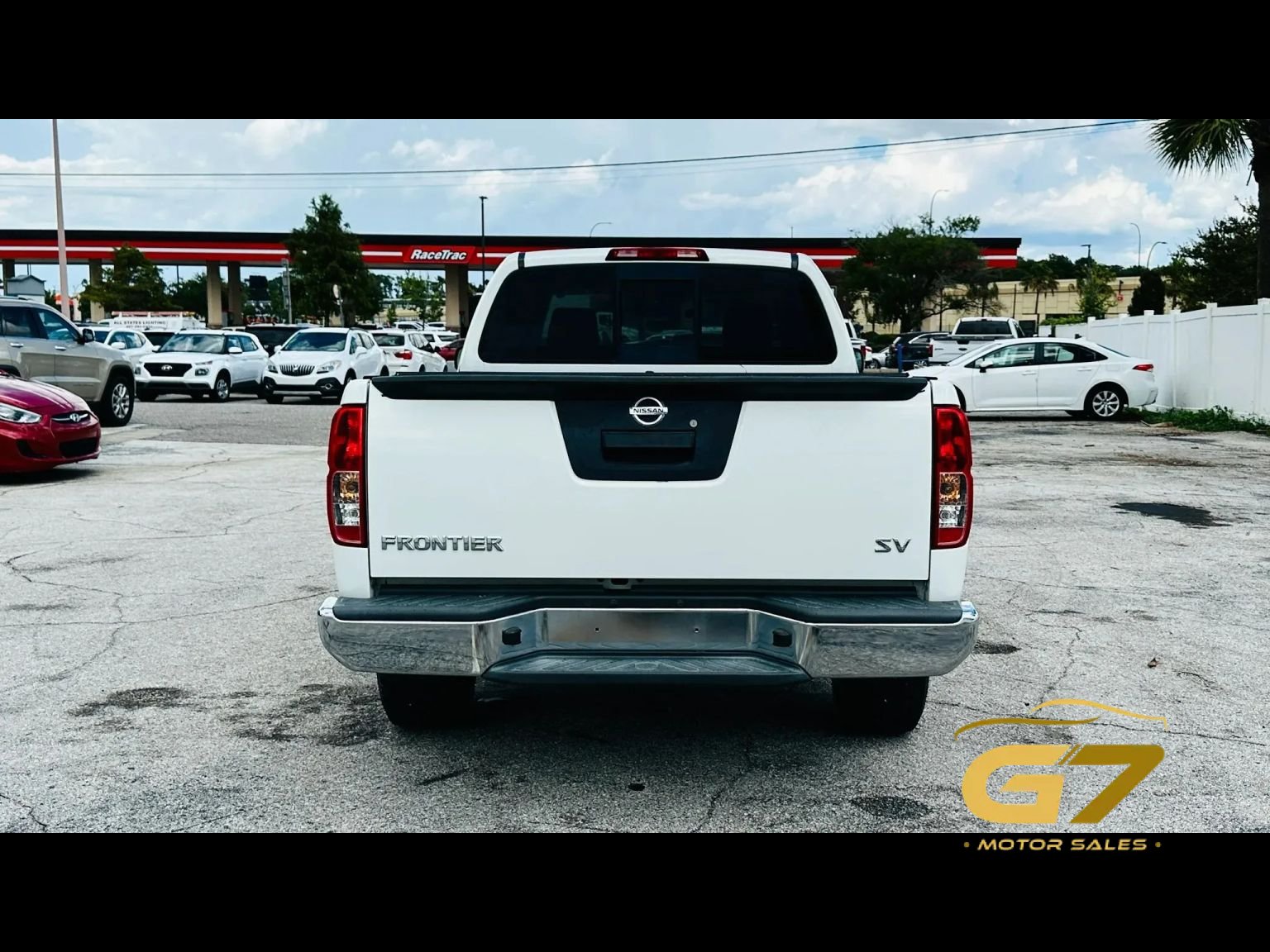 Used 2019 Nissan Frontier SV RWD image 5