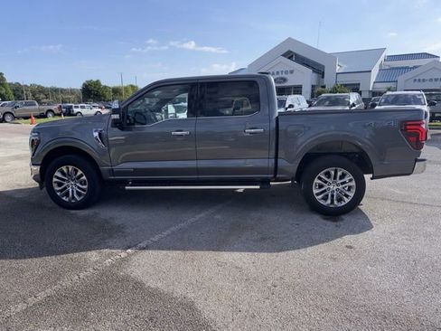 Used 2025 Ford F150 Lariat w/ Equipment Group 501A Mid AWD/4WD image 9