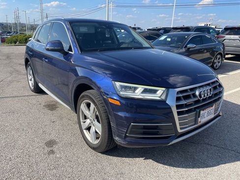 Used 2018 Audi Q5 2.0T Premium Plus w/ Premium Plus Package image 3