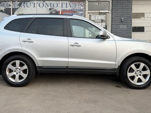 Used 2008 Hyundai Santa Fe Limited FWD image 2