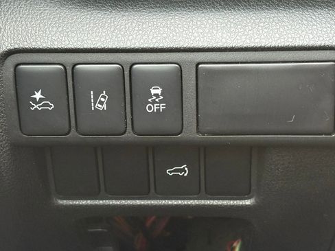 Used 2024 Mitsubishi Eclipse Cross SE image 19