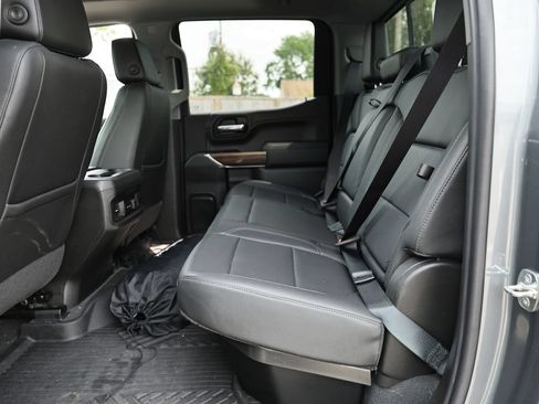 Used 2021 Chevrolet Silverado 1500 LT Trail Boss w/ Convenience Package II AWD/4WD image 32