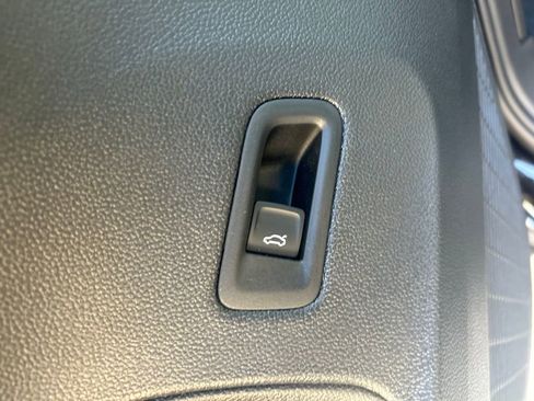 New 2026 Volkswagen Atlas SE FWD image 52