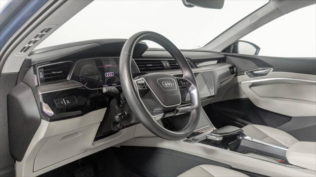Used 2024 Audi Q8 e-tron Premium Plus w/ Premium Plus Package AWD/4WD image 26