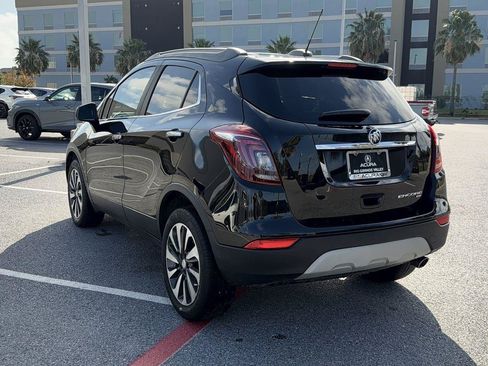 Used 2022 Buick Encore Preferred w/ Safety Package AWD/4WD image 17
