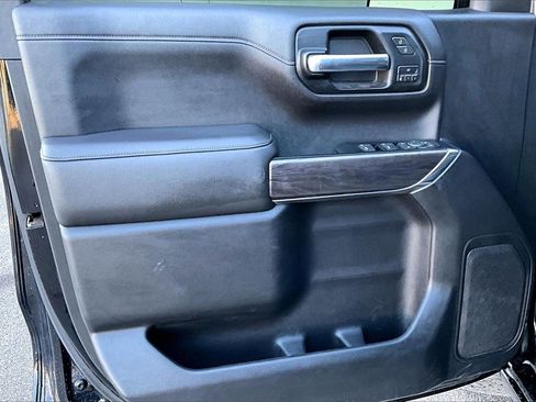 Used 2019 Chevrolet Silverado 1500 LTZ w/ LTZ Convenience Package image 19