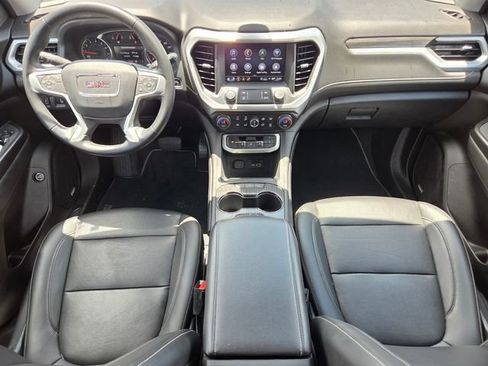 Used 2023 GMC Acadia SLT AWD/4WD image 10