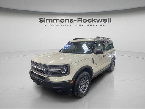 Used 2025 Ford Bronco Sport Big Bend w/ Convenience Package AWD/4WD image 1