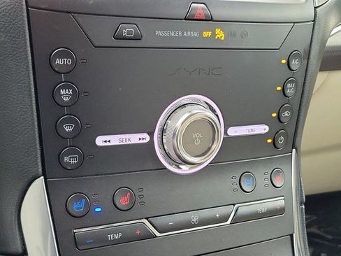 Used 2020 Ford Edge Titanium w/ Equipment Group 301A FWD image 28