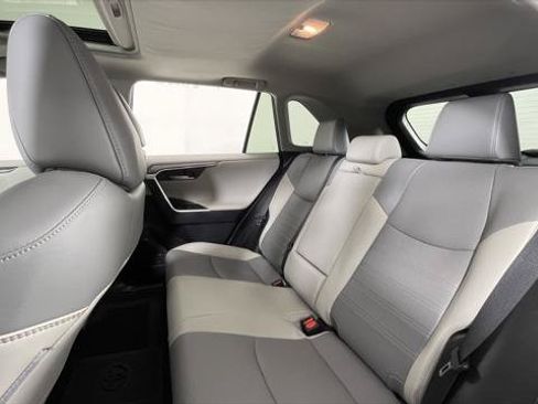 Certified 2020 Toyota RAV4 Limited AWD/4WD image 26