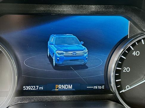 Used 2024 Ford Expedition Max Limited image 19