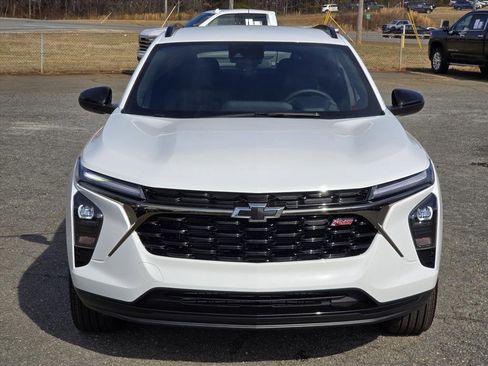 New 2026 Chevrolet Trax RS w/ Driver Confidence Package image 17