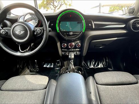 Used 2016 MINI Cooper 2-Door Hardtop image 15