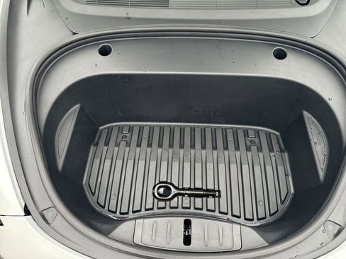 Used 2021 Tesla Model 3 Standard Range Plus image 18