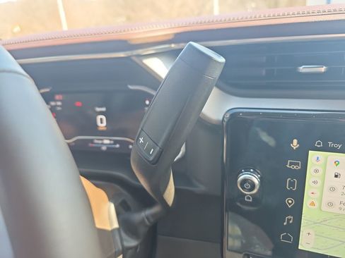 Used 2024 GMC Sierra 2500 Denali w/ Denali Reserve Package image 36