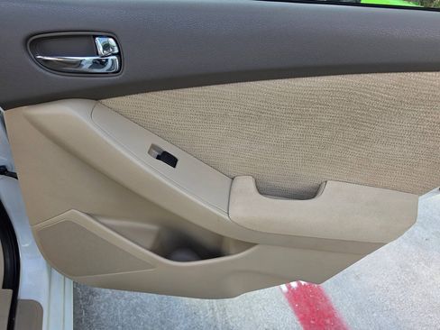 Used 2012 Nissan Altima 2.5 S w/ 20th Anniversary Pkg FWD image 27