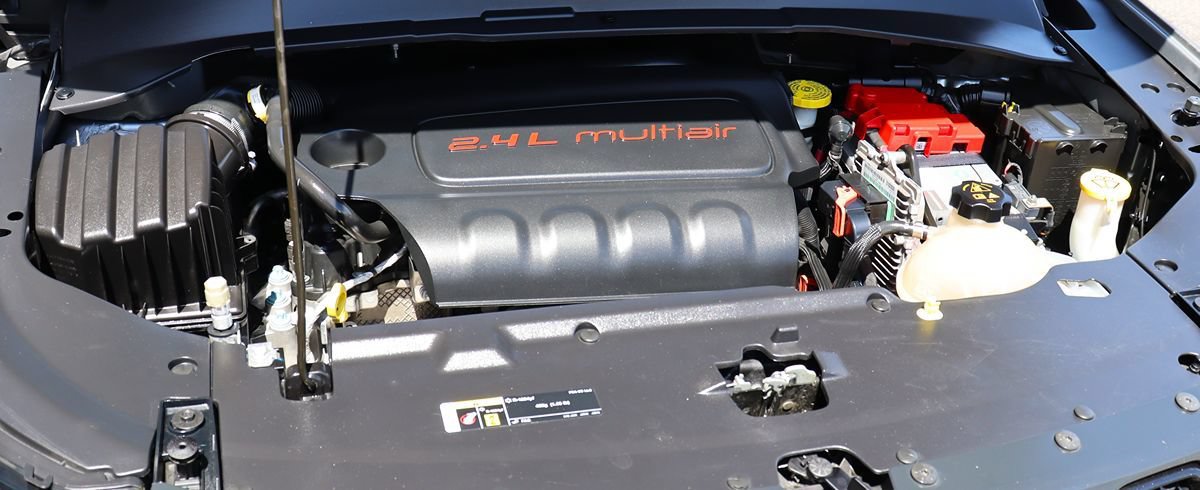 Used 2020 Jeep Compass Latitude FWD image 58